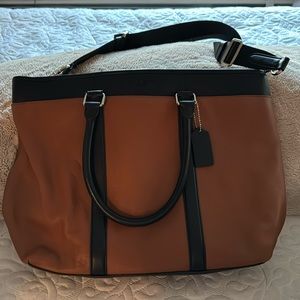 Large tote coach bag
